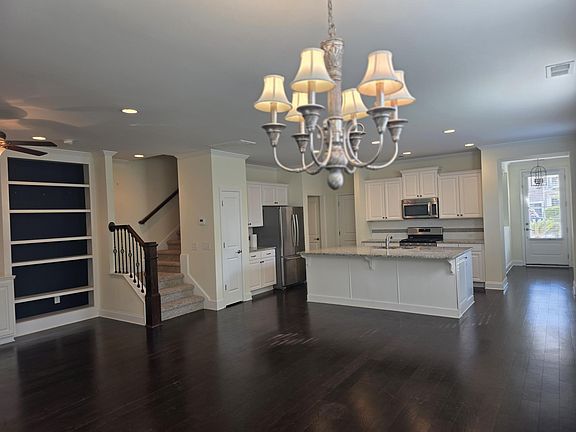 4th image of 2536 Kings Gate Ln