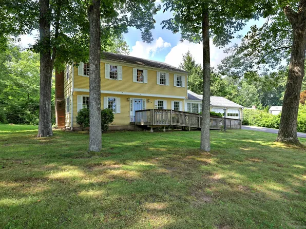 39 Holly Mar Hill Road, North Branford, CT 06472