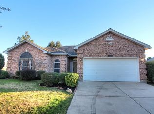 9228 Harvard Ave, Fort Worth, TX 76118
