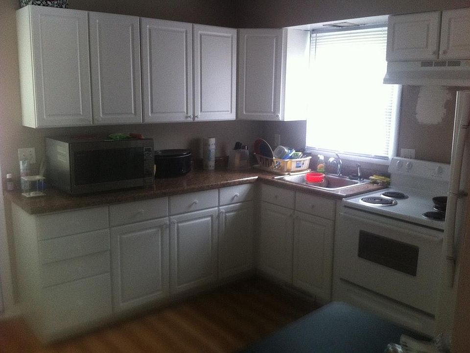 2nd image of 52 Morehouse Ct