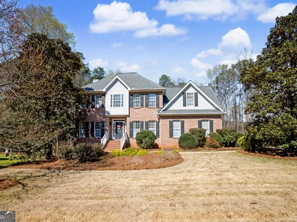 170 Perry Creek Dr, Fayetteville, GA 30215