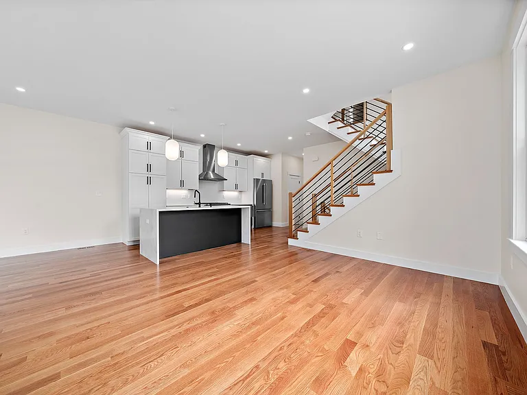11 Jasset St #11 — Photo 15