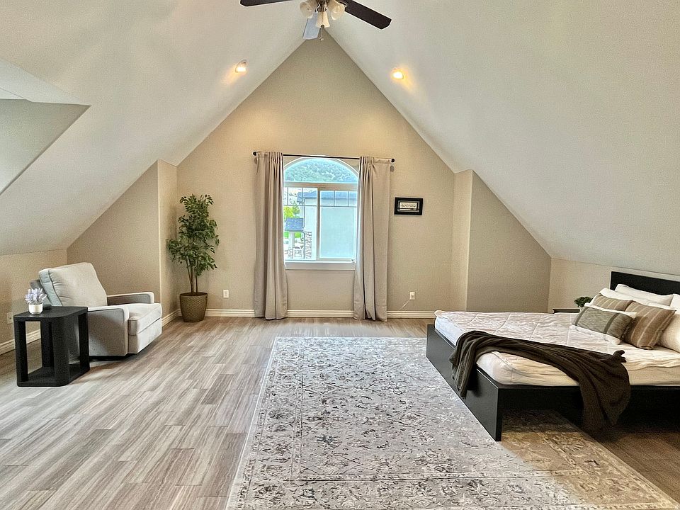 1st image of 7078 N Sierra Way