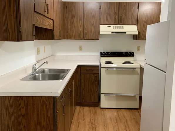 224 Liberty St APT 1, La Crosse, WI 54603