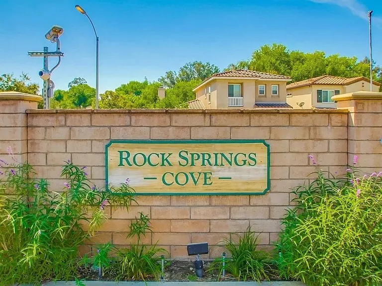 1008 Crystal Springs Pl — Photo 25