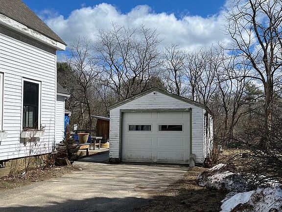 2nd image of 112 Brave Boat Harbor Road