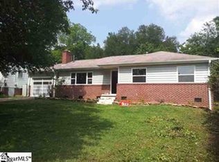419 Fairmont Dr, Greenville, SC 29605