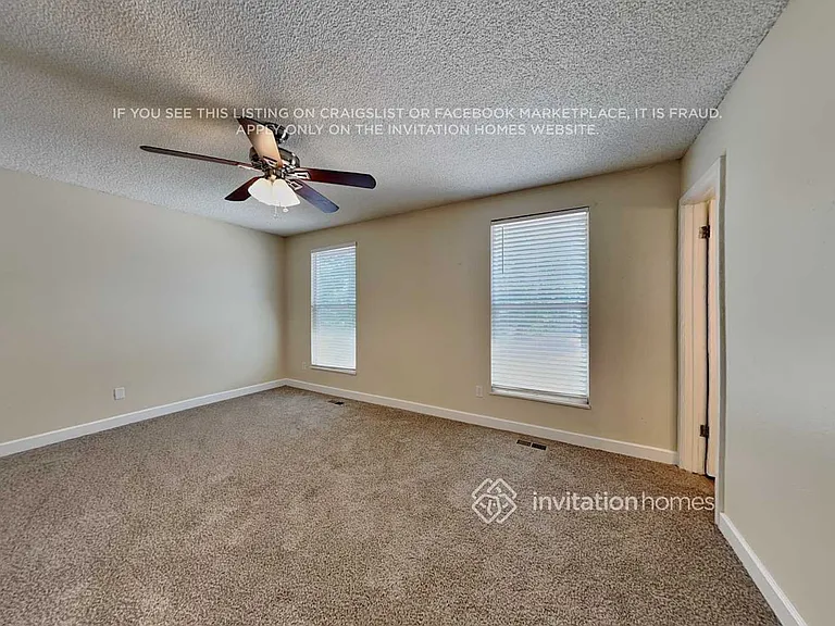 1290 Hans Brinker Ln — Photo 14