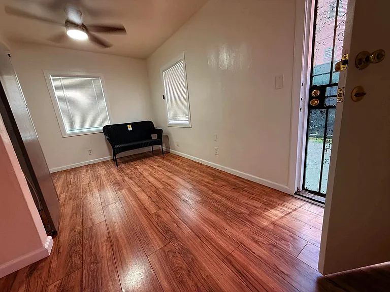 1109 Cherry Ave — Photo 6