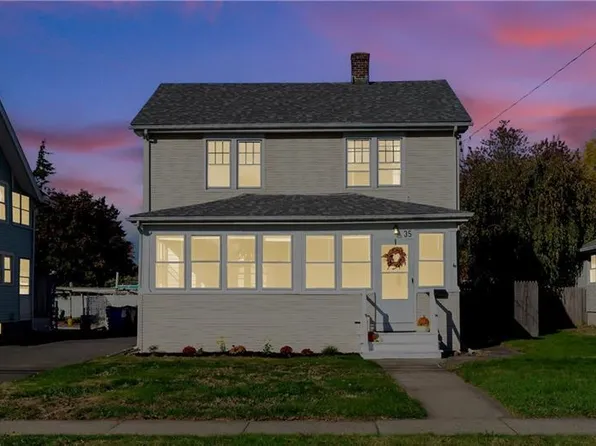 35 Cambridge Street, West Hartford, CT 06110