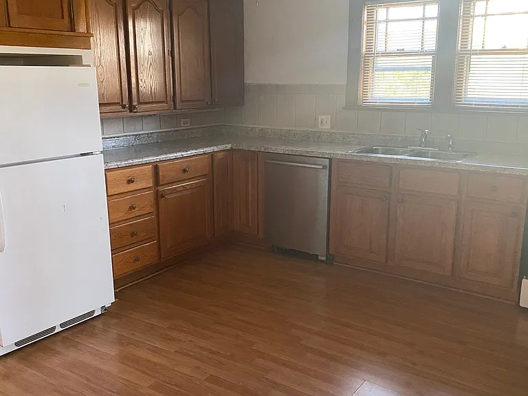 1519 North Ave — Photo 26