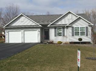 222 Circle Dr W, Canastota, NY 13032