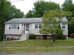 14 Fitzpatrick Rd, Ansonia, CT 06401