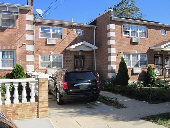 3rd image of 120-27 197th St