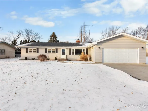 125 W Carol Ave, Cortland, IL 60112