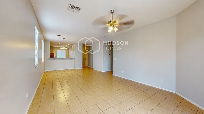 7429 W Saint Catherine Ave — Photo 6