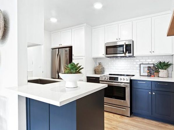 1606 Westcliff Dr #60472077