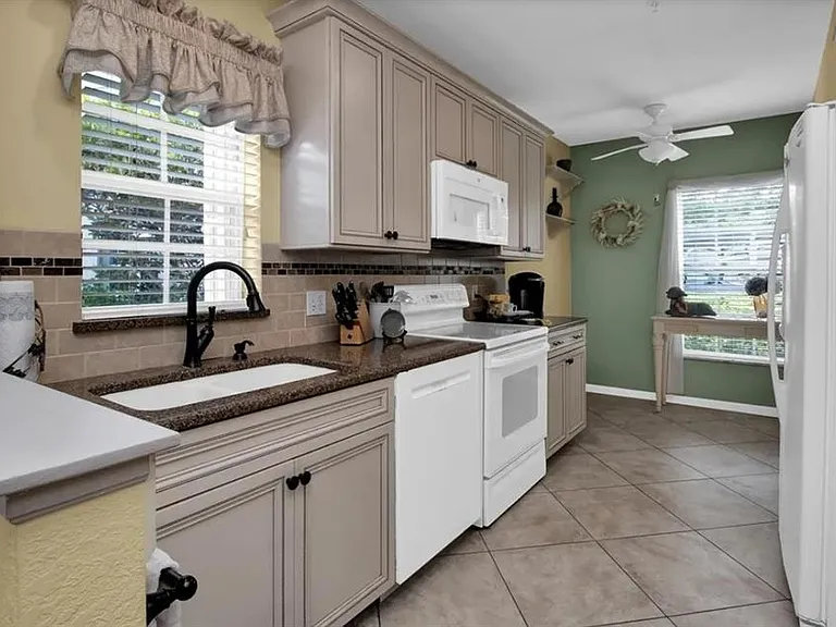 19335 Water Oak Dr #108 — Photo 11