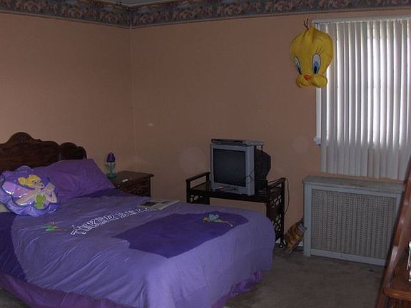 Bed Room