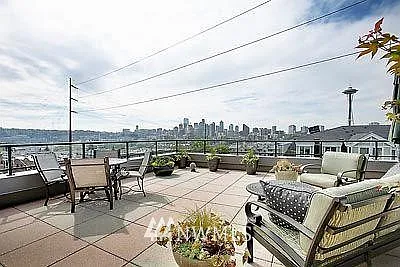 500 Aloha Street #Ph404 photo 1