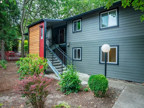 12602 NW Barnes Rd APT 4, Portland, OR 97229