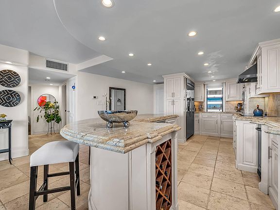 5th image of 4314 Marina City Dr Unit 720