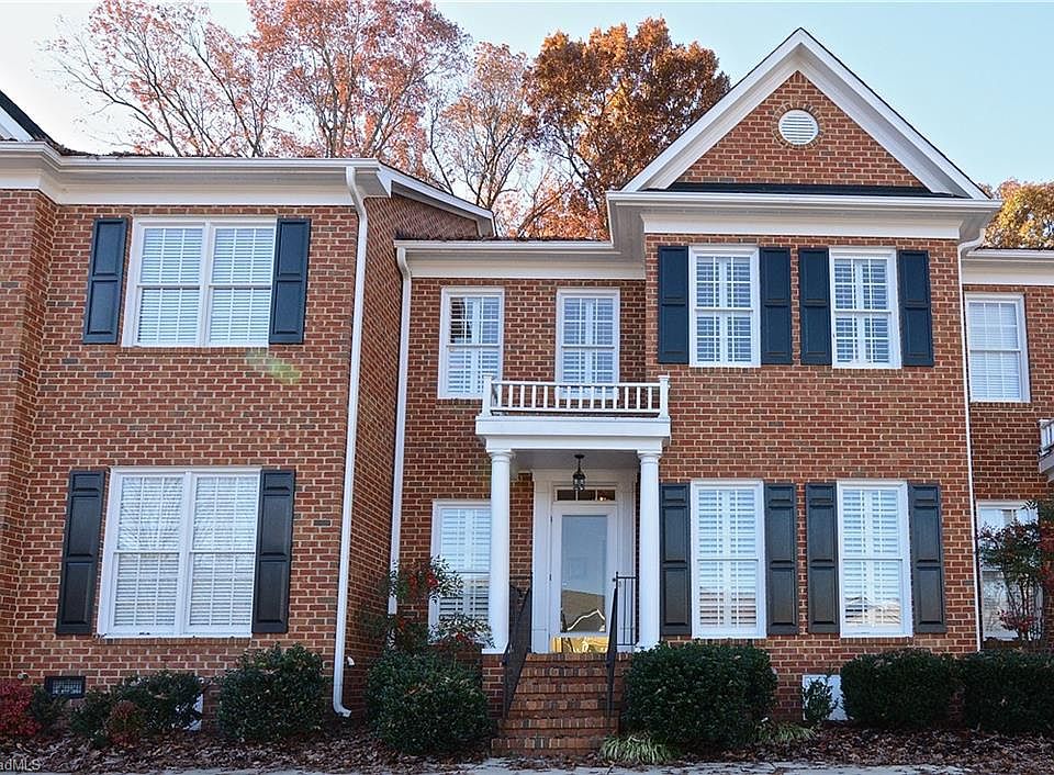 1st image of 2 D Park Village Ct
