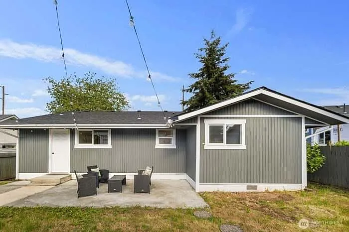 6106 Commercial Ave — Photo 20