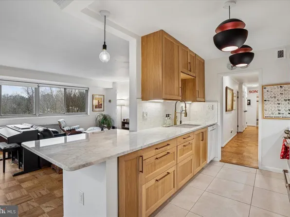 5100 Dorset Ave APT 505, Chevy Chase, MD 20815
