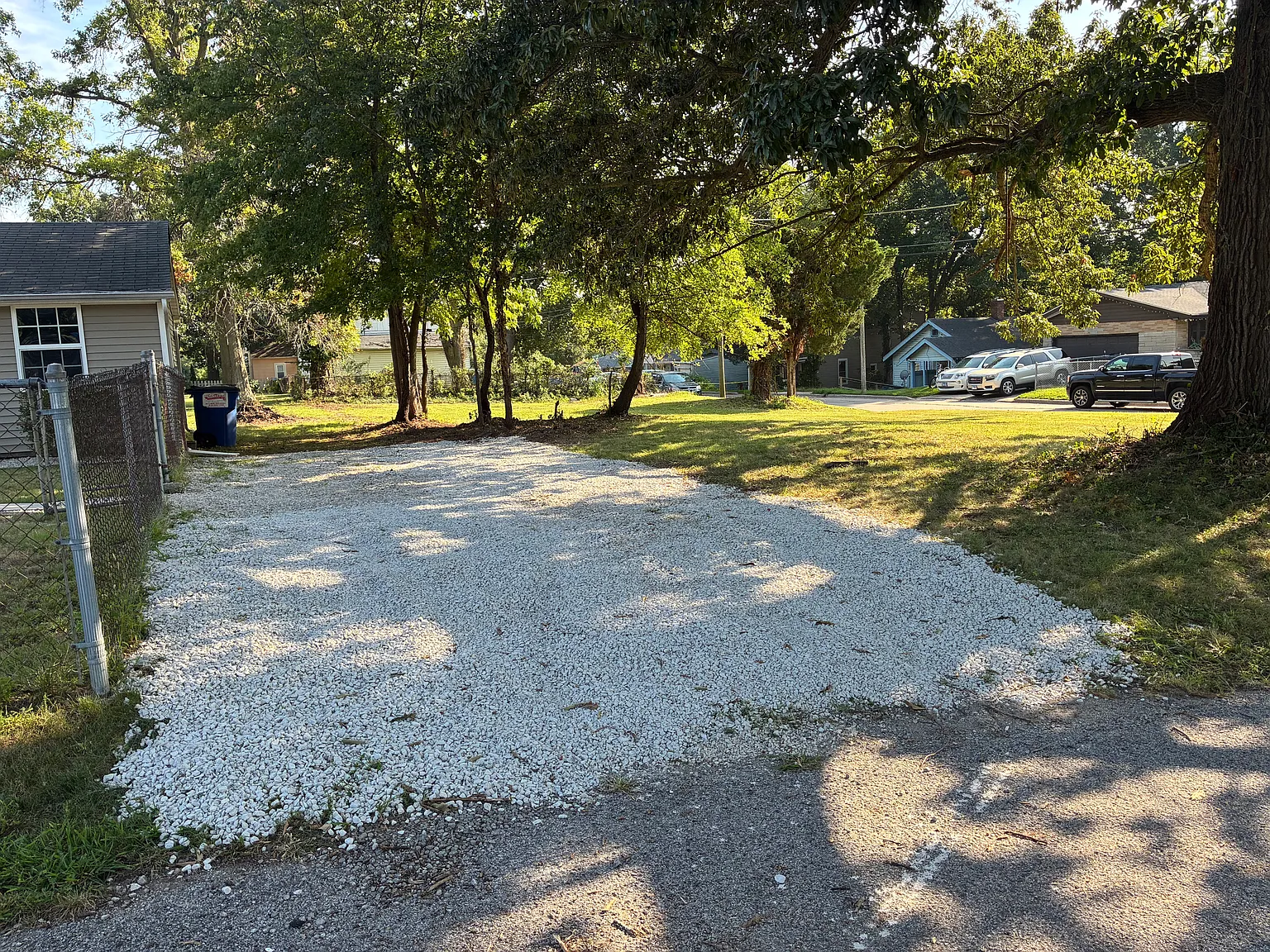 2 bed, 690 sqft, $925 — Photo 2