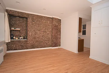 207 East 21st Street