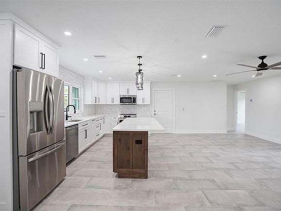 5th image of 5528 Briarcliff Dr