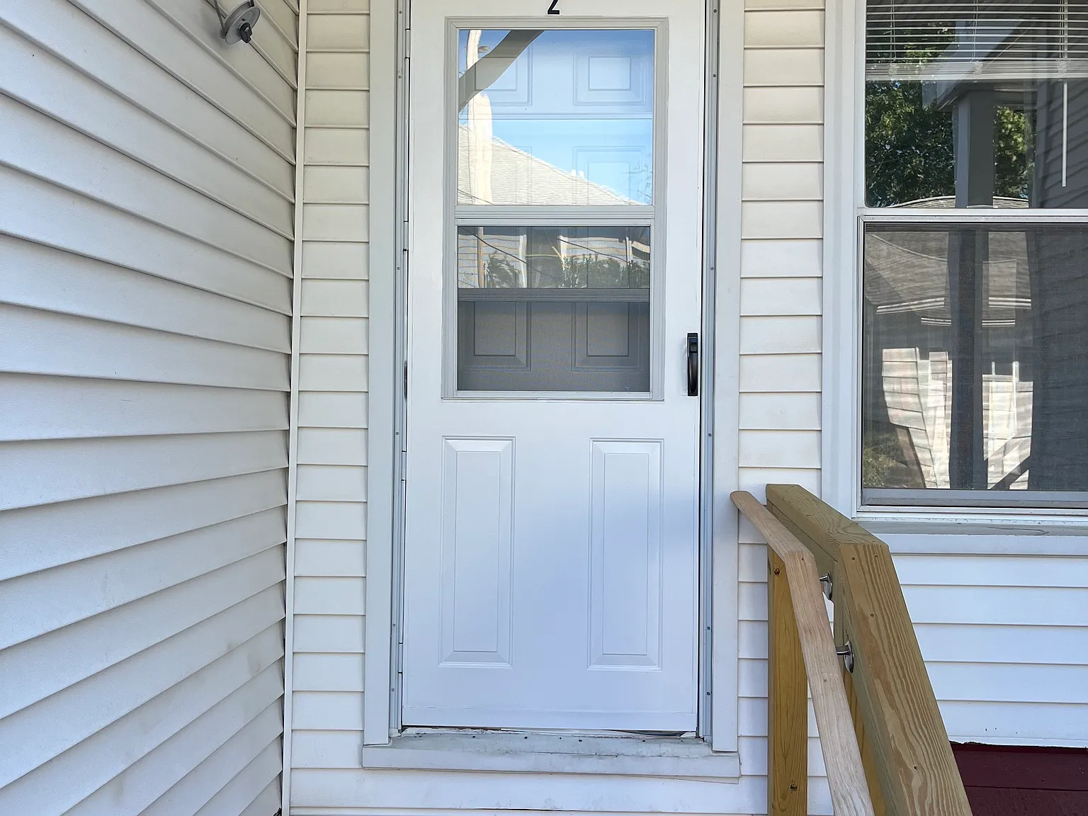 Lakeview Ave, Shelton — Photo 1