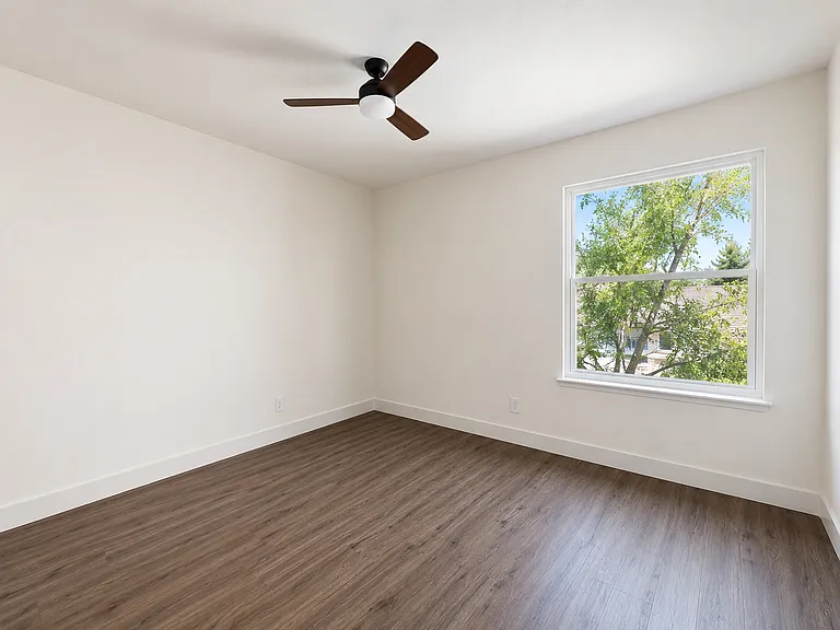 1409 Bel Air Dr #A — Photo 22