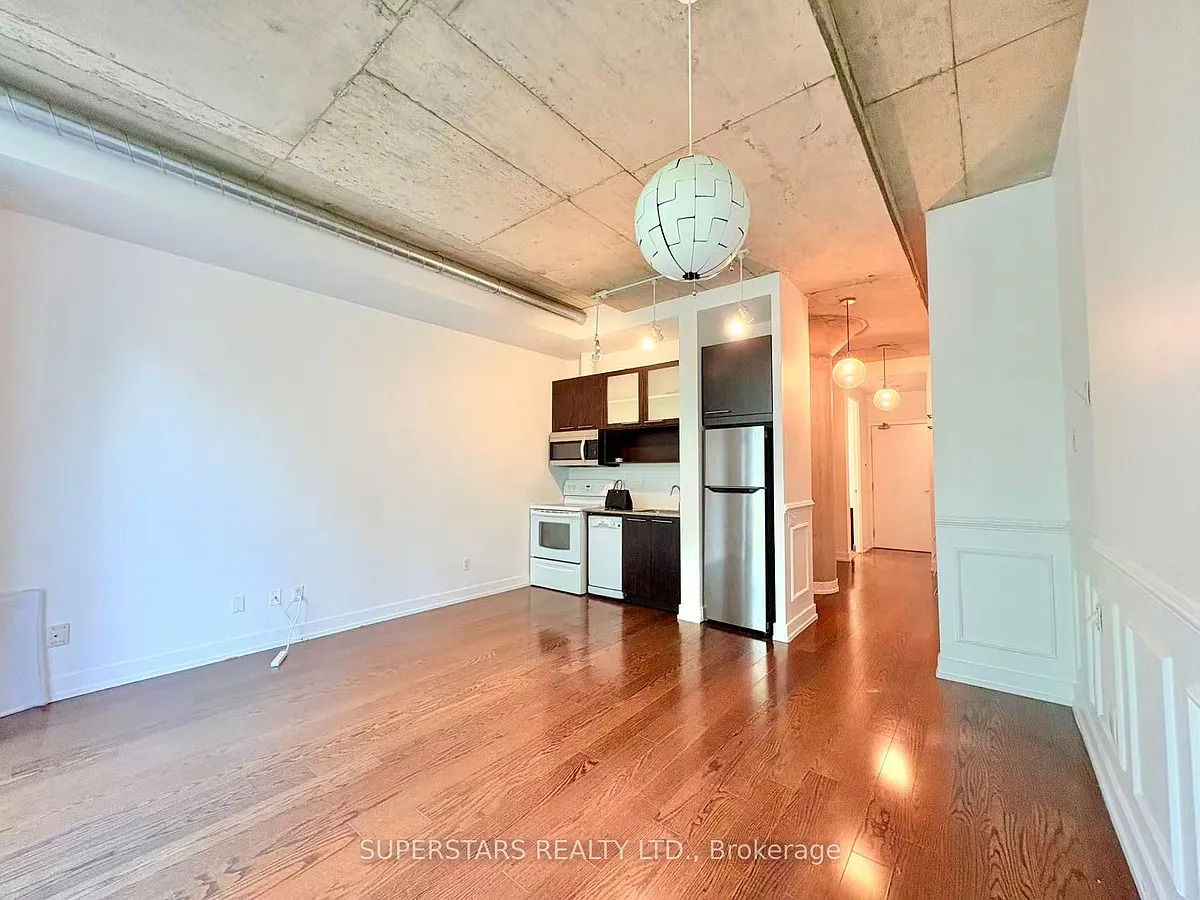 Photo 2 of 8 - 66 Portland St #305 - Toronto, ON Building Photo - 66 Portland St #305