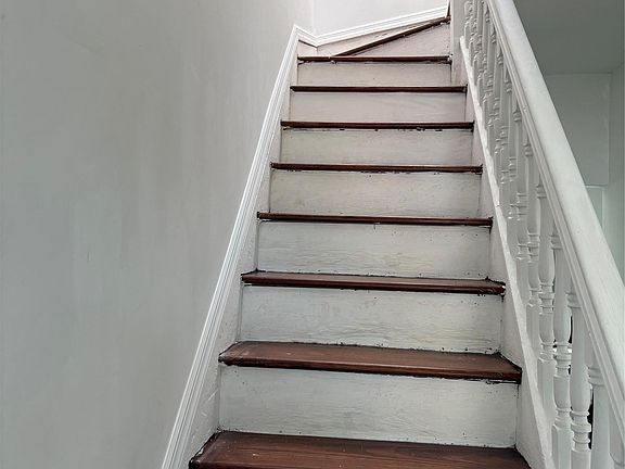 3rd image of 1108 1st Avenue