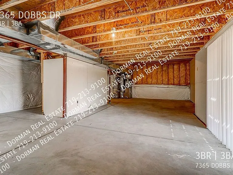 7365 Dobbs Dr — Photo 35