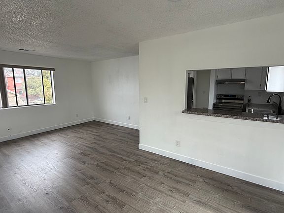 2nd image of 1187 4th St APT B