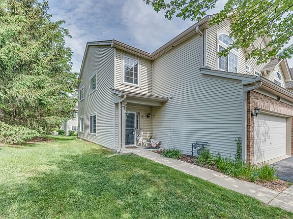 2nd image of 2481 Jamestown Ln