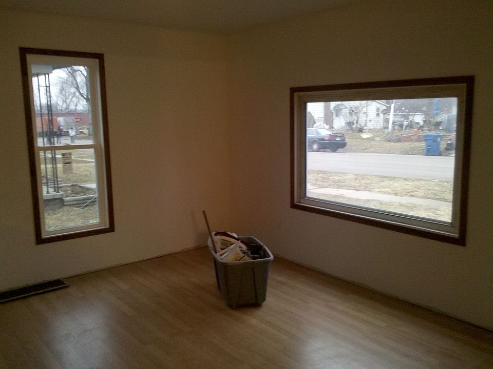 2nd image of 409 N Indiana St