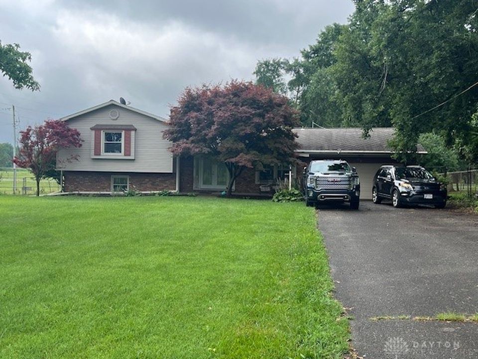 Real estate listing image