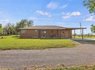 8020 County Road 1110, Lookeba, OK 73053