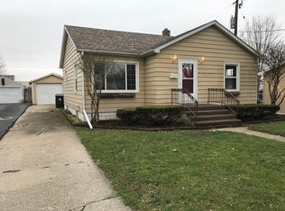 1336 Circle Dr NE, Kankakee, IL 60901