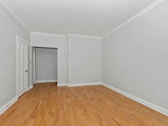 4th image of 7215 S Yates Blvd APT 4A
