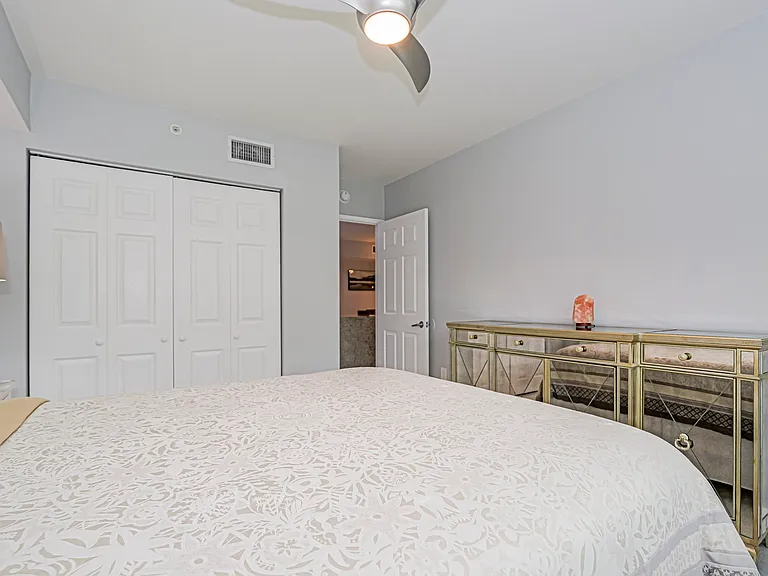 1550 S 42nd Cir #107 — Photo 17