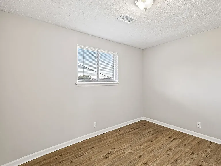 The Flats at 1200 — Photo 7