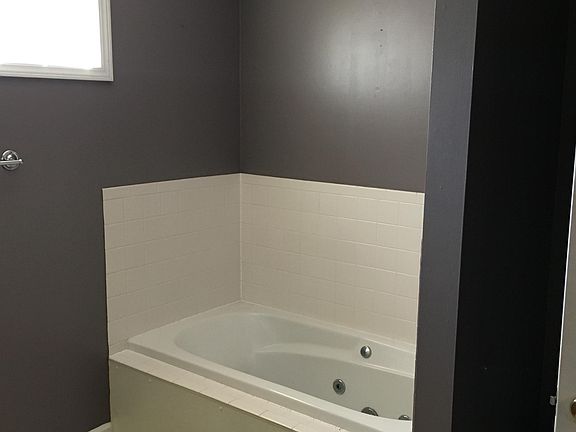 Jacuzzi Tub