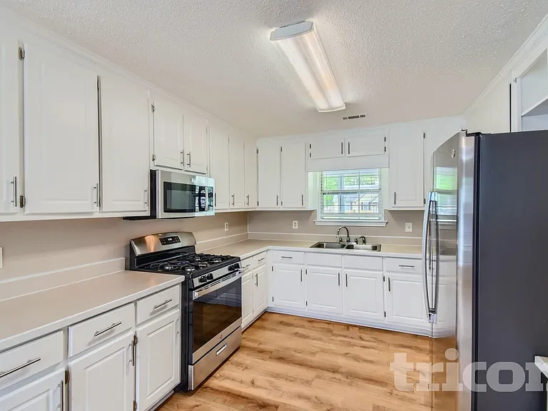 120 Allen Oaks Way — Photo 14