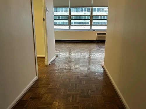 3550 N Lake Shore Dr #1625 Photo 1