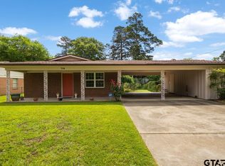 714 Marshall St, Carthage, TX 75633